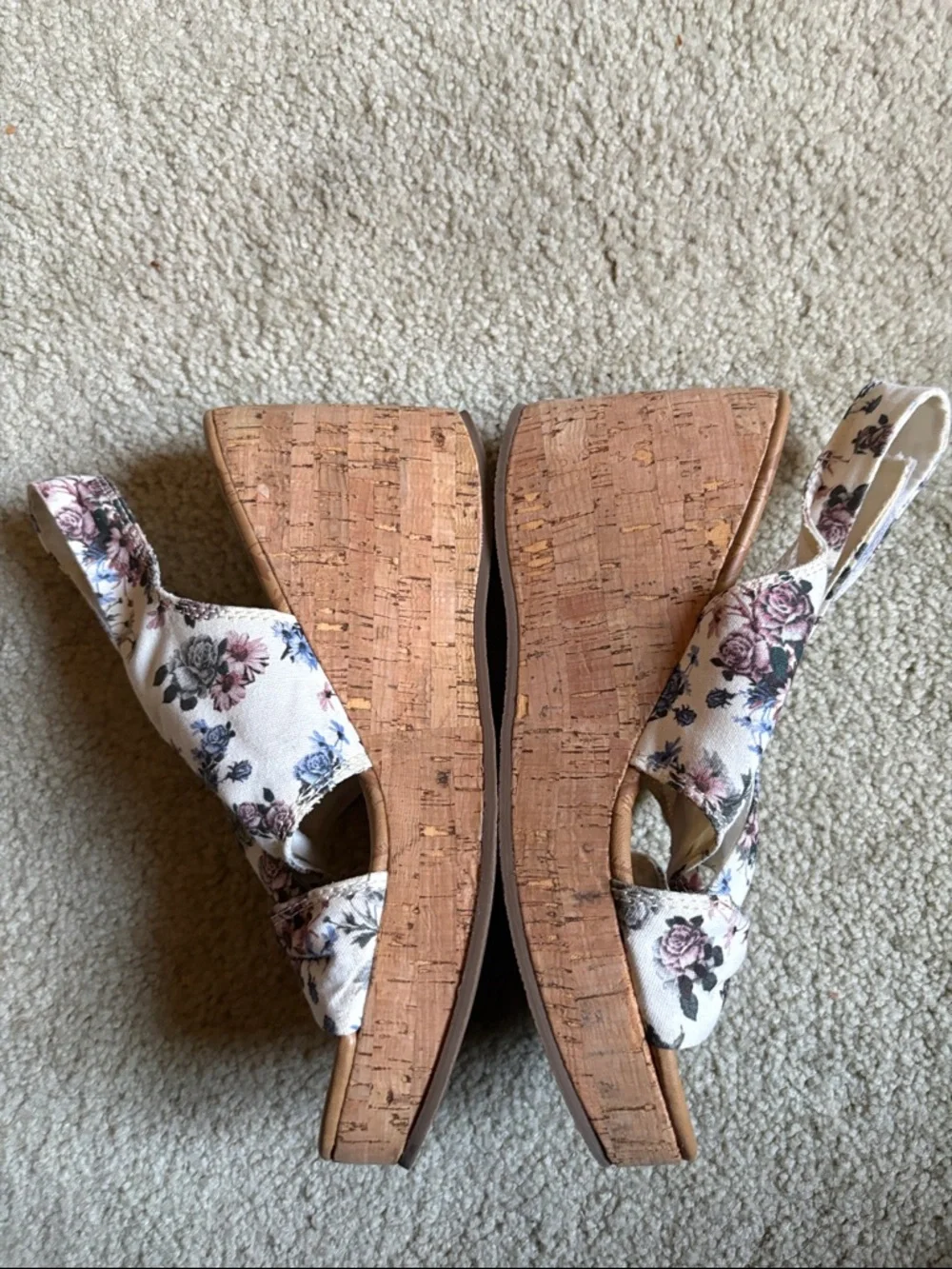 Floral Knot Cork Wedge Sandals - White Floral